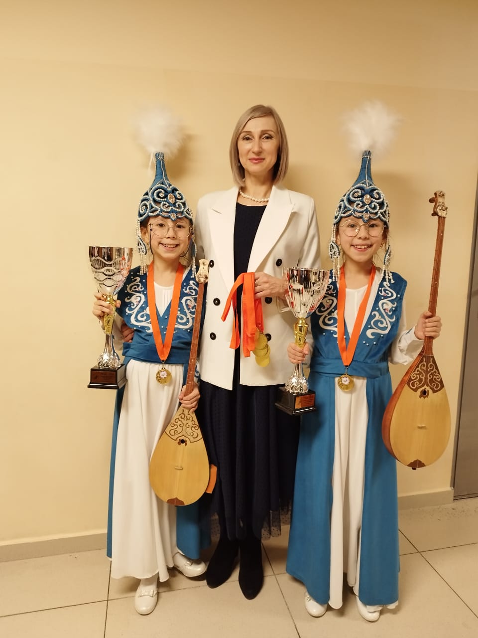 «Из жизни замечательных семей»