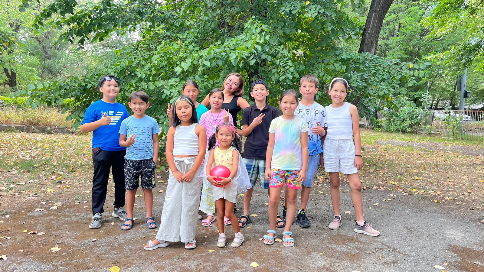 Подвижные игры на свежем воздухе «Со спортом дружить-здоровым быть»