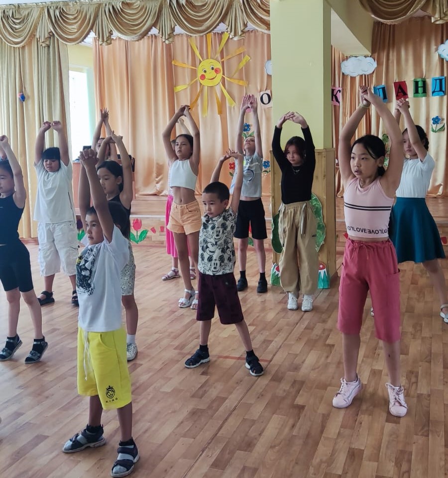 ФЛЕШМОБ "СЧАСТЛИВОЕ ДЕТСТВО"